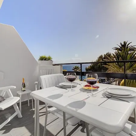 Sunset By Olax Rentals